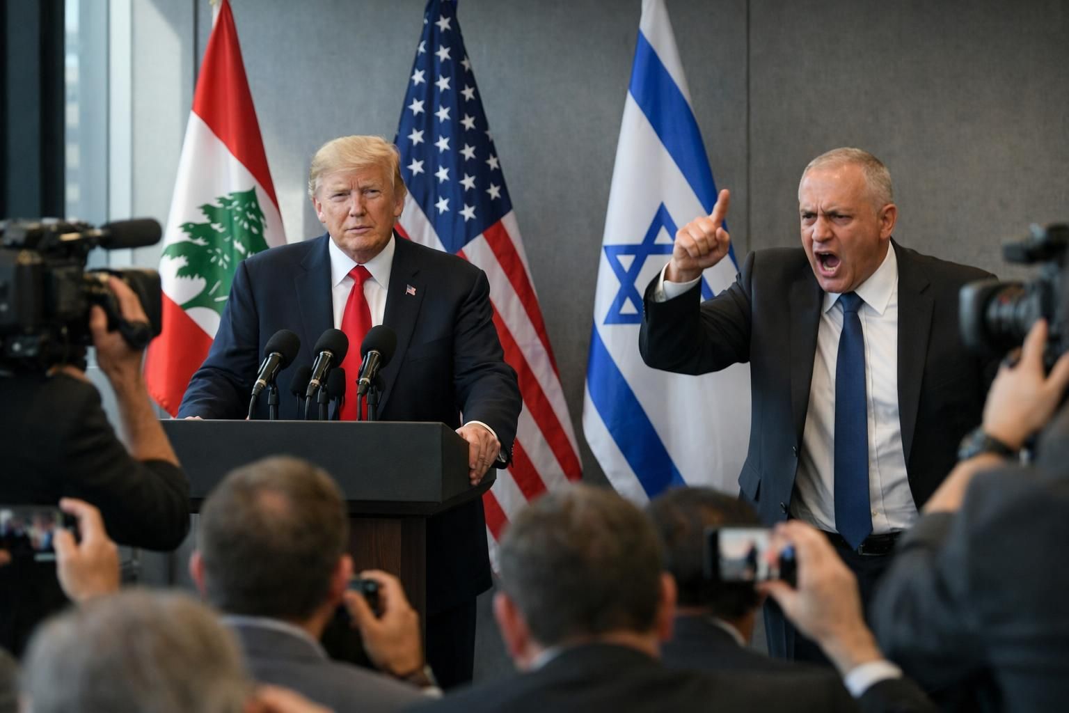 trump mengumumkan gencatan senjata di lebanon, memicu reaksi marah dari menteri israel. baca selengkapnya tentang dinamika politik dan dampaknya di kawasan.